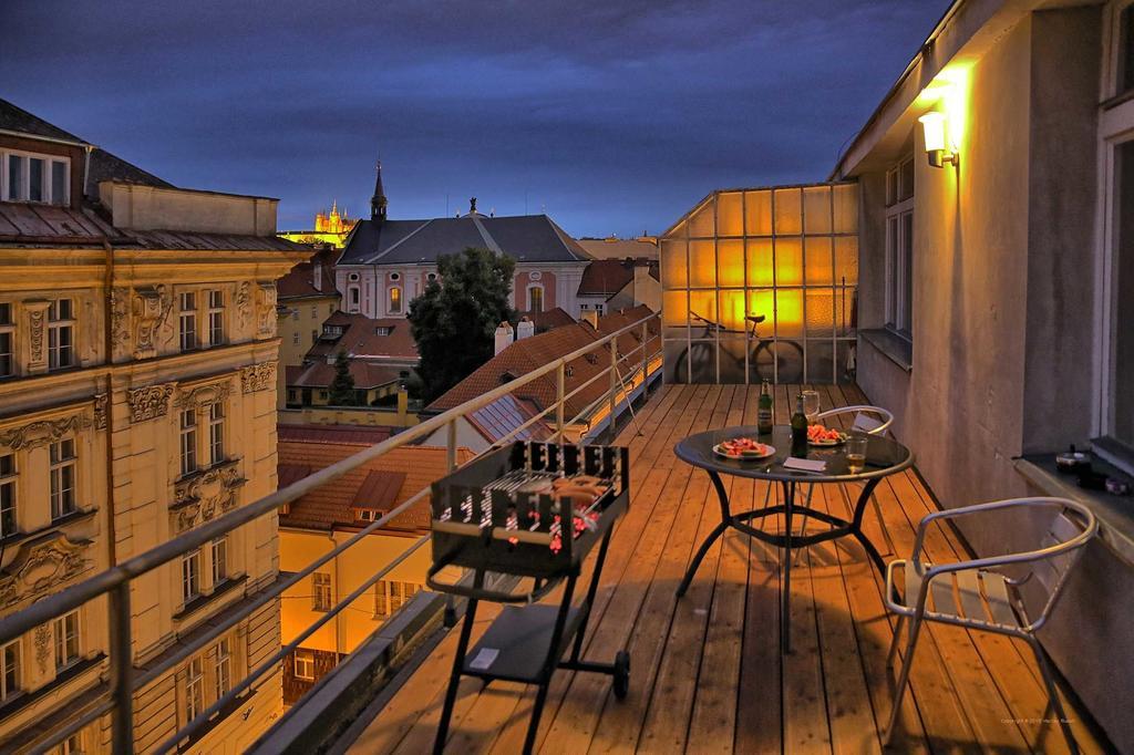 Apartments Vorsilska Prag Exterior foto