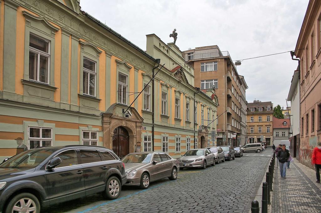 Apartments Vorsilska Prag Exterior foto