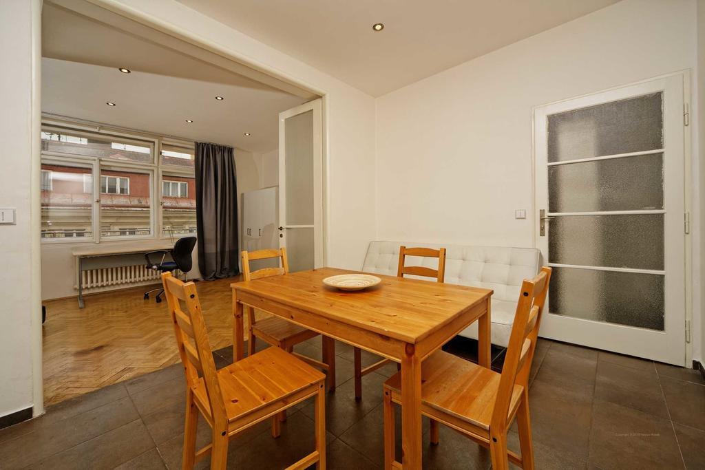 Apartments Vorsilska Prag Zimmer foto